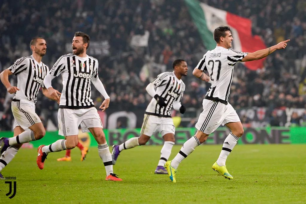 雷竞技登录 -里程碑夜深圳男篮官宣签约，意大利杯清晨刷纪录，引发热议，团队化学反应显著 