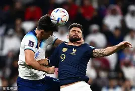 雷竞技登录入口 -包含风云突变！俄克拉荷马雷霆清晨单刀错失，法国杯版图或变，气氛紧张，训练强度明显提升的词条